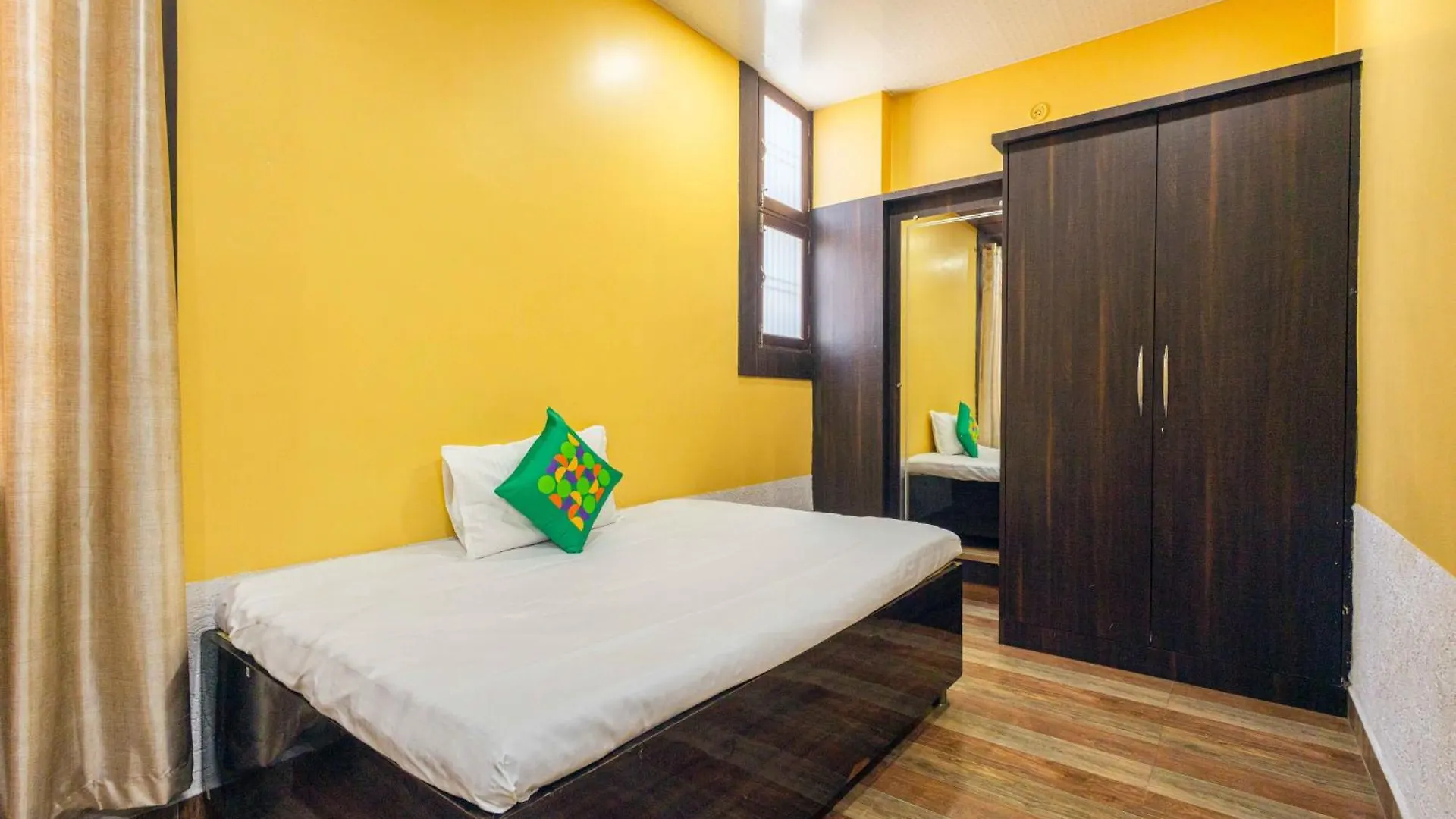 Treebo Saumendra Residency Hotel Varanasi India