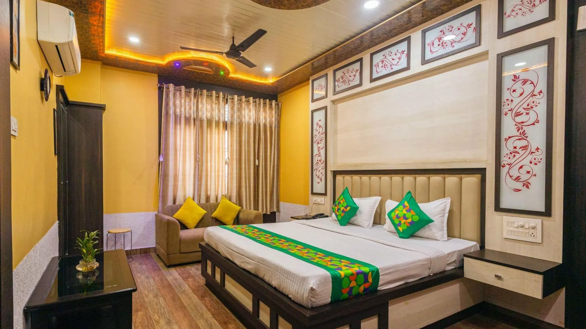 Treebo Saumendra Residency Hotel Varanasi